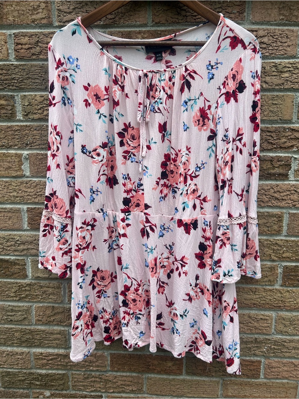 Lane Bryant Pink Floral Tie-Neck Peasant Blouse babydoll size 14/16